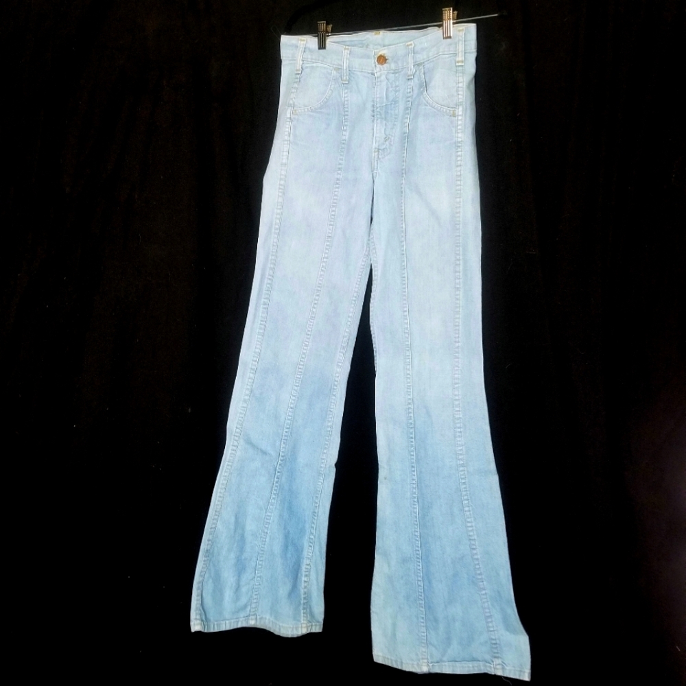 True Vintage 1970s Levi's Bellbottom Jeans
